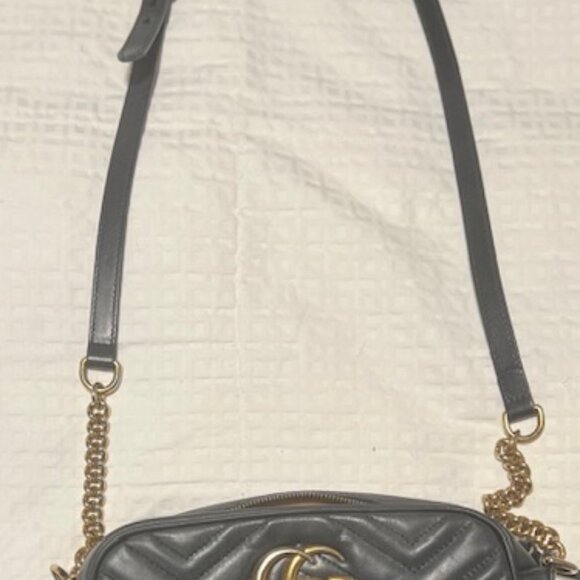 GG Marmont small camera bag - Picture 2 of 3